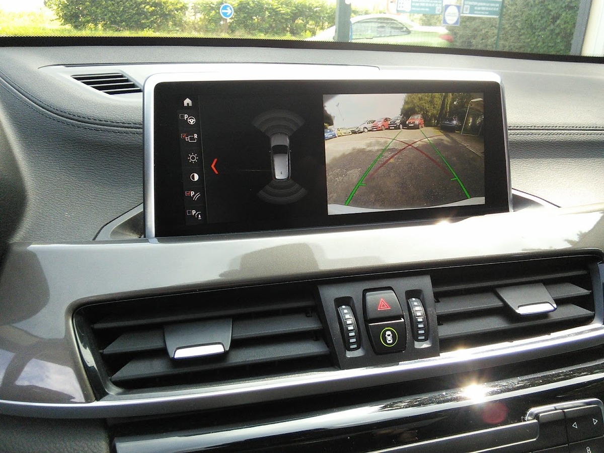 Bmw X1 LCI sDrive 2.0 i DCT7 179 cv xLine Boîte auto TOIT ouvrant PANORAMIQUE