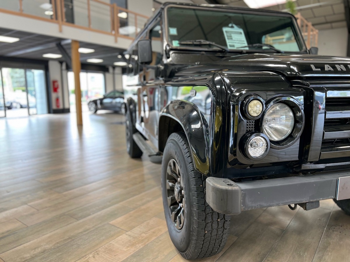 Land-Rover Defender 110 SW 2.4 TD 122 MOTEUR NEUF