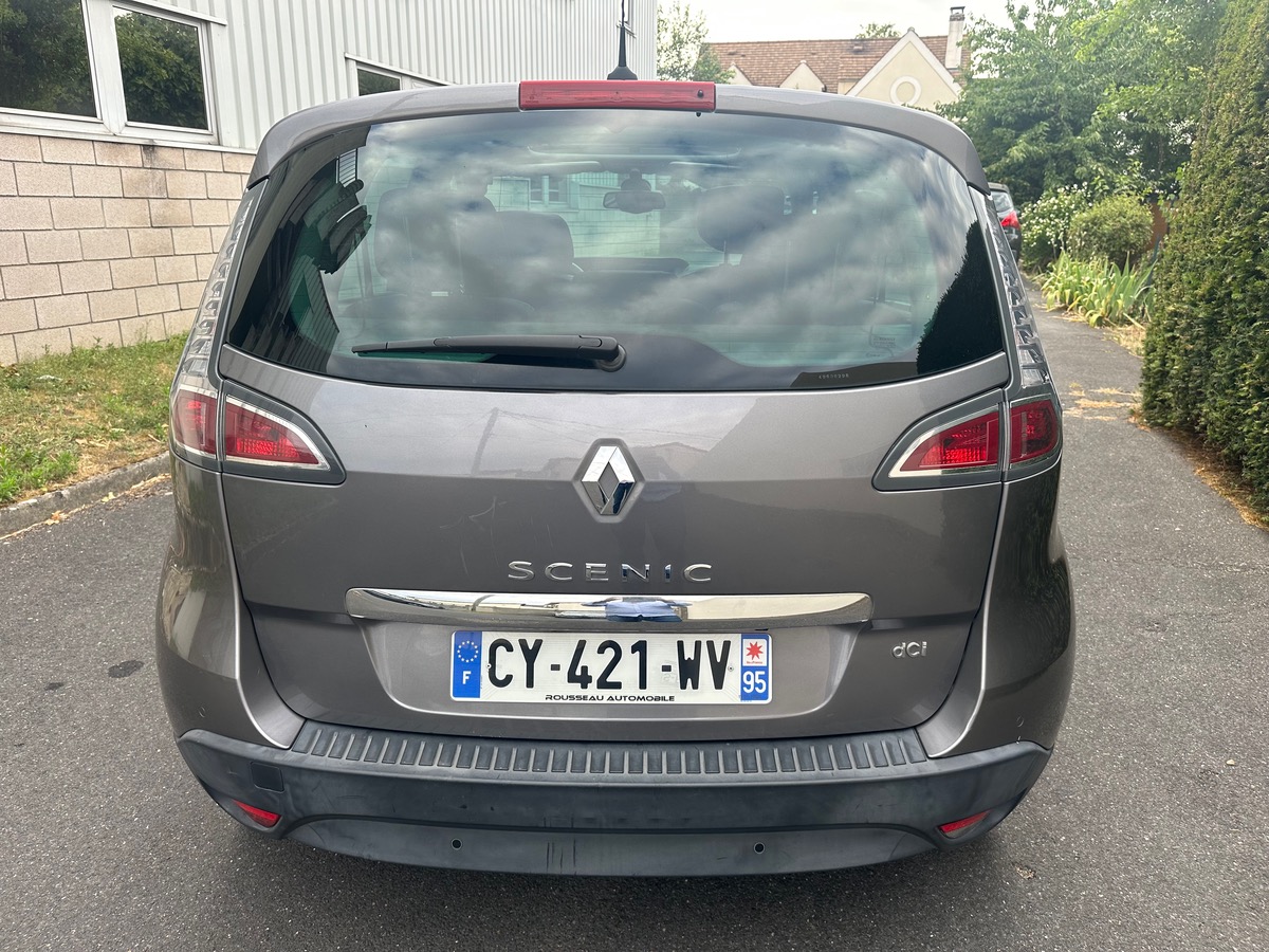 RENAULT Scenic 1.6 DCI 130 CV initiale 4XCB