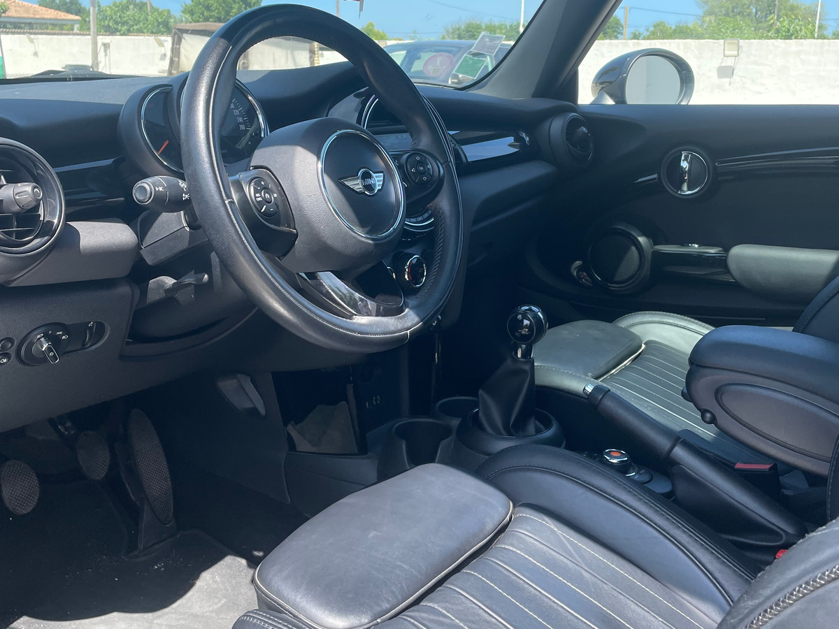 Mini Cooper Blackfriars 136ch F56