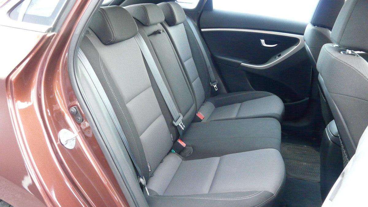 Hyundai i30 1.6 CRDI 110 PACK INVENTIVE LIMITED BD - Garantie 12 Mois