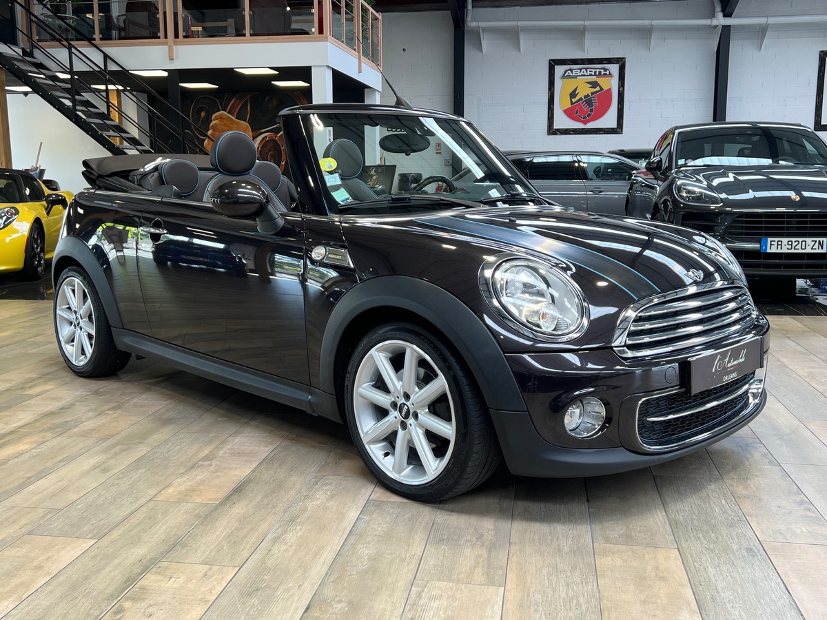 Mini Cabrio COOPER D 1.6 112CV HIGHGATE b