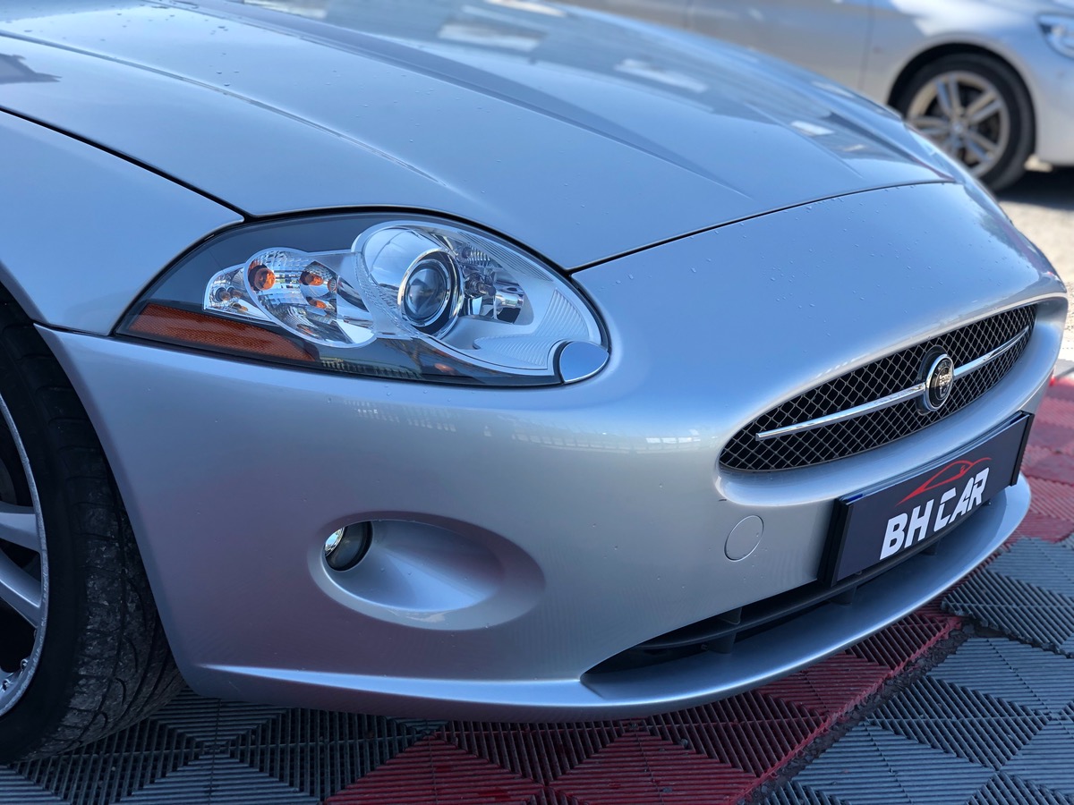 Jaguar XK 4.2 V8 298ch g