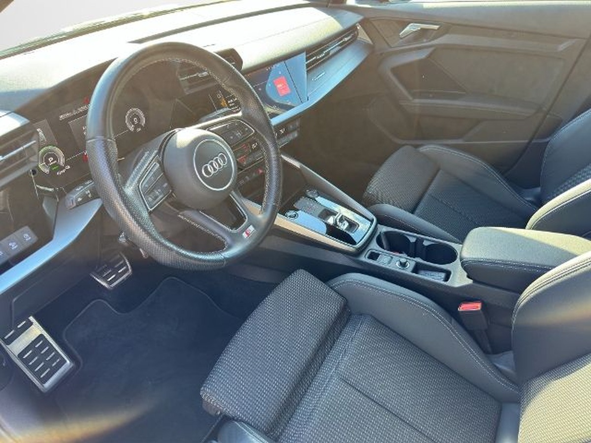 Audi A3 Sportback 40+TFSI e+S-LINE+LED+AHK+KAMERA.