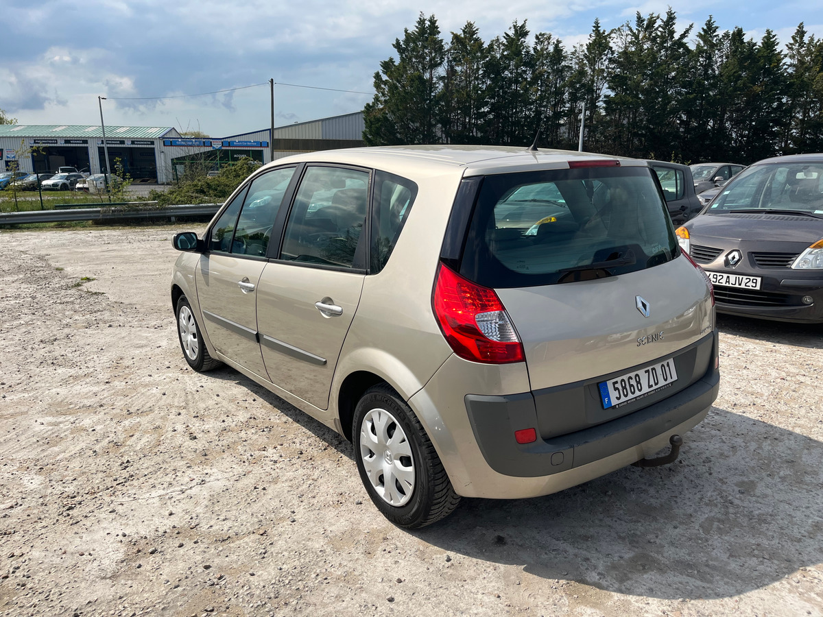 RENAULT Scenic 1.6i 16v 110ch 155073km