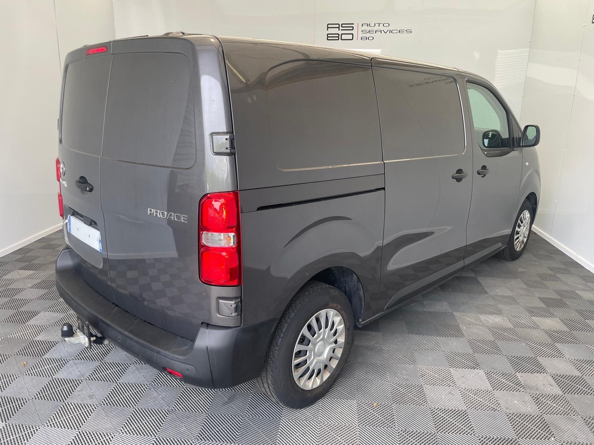 Toyota ProAce 2.0 Bluehdi 145 BUSINESS    PREMIERE MAIN
