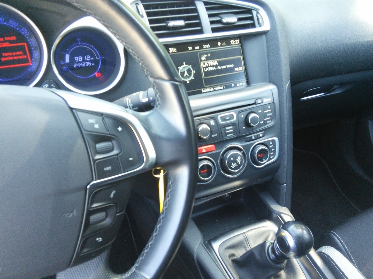 Citroën DS4 2.0 HDi  136