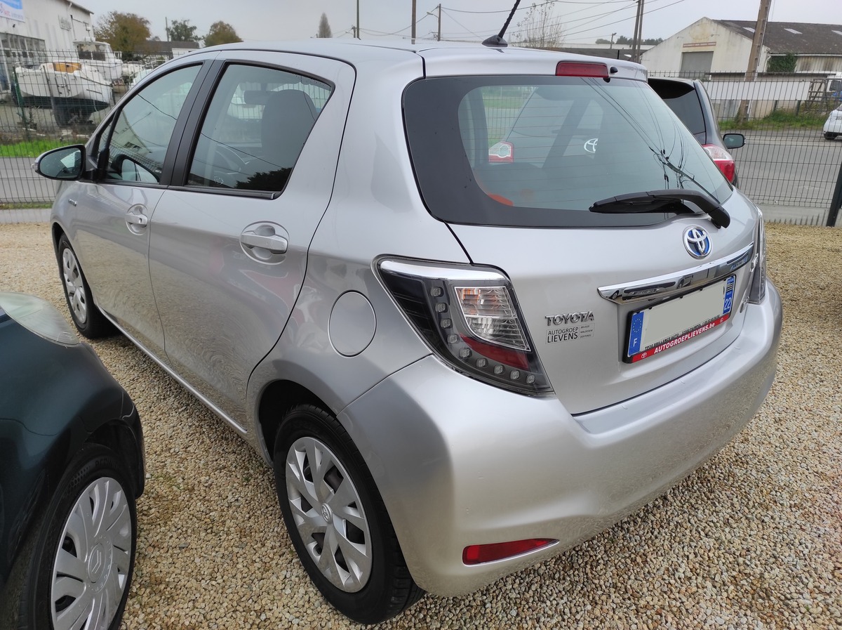 Toyota Yaris Hybrid 1.5 100H