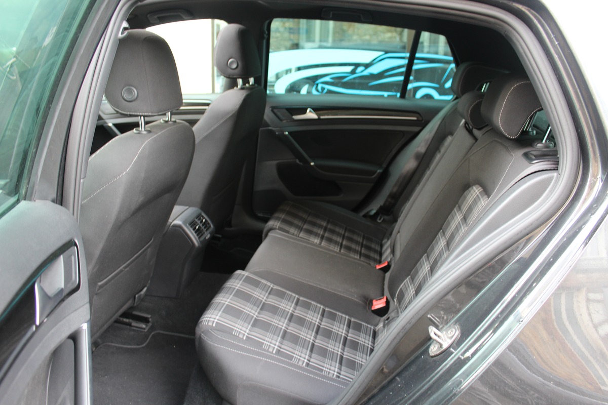 Volkswagen Golf VII GTD 2.0 TDI 184 BLUEMOTION TECHNOLOGY DSG6 5P