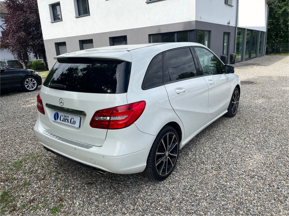 Mercedes-Benz Classe B 180 cdi Fascination, TOIT OUVRANT, RADAR, CAMERA, REGULATEUR