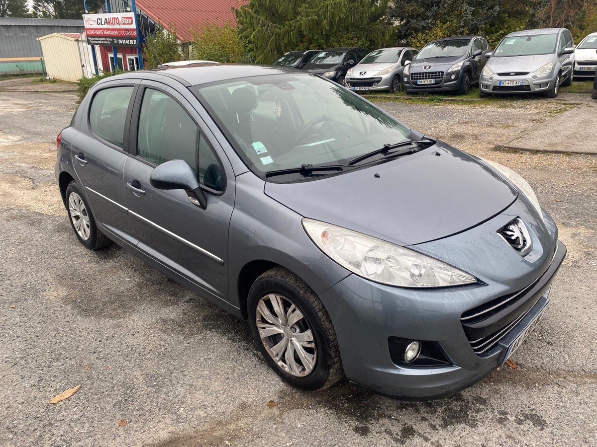 Peugeot 207 1.4 hdi 70cv phase 2 de 08/2010