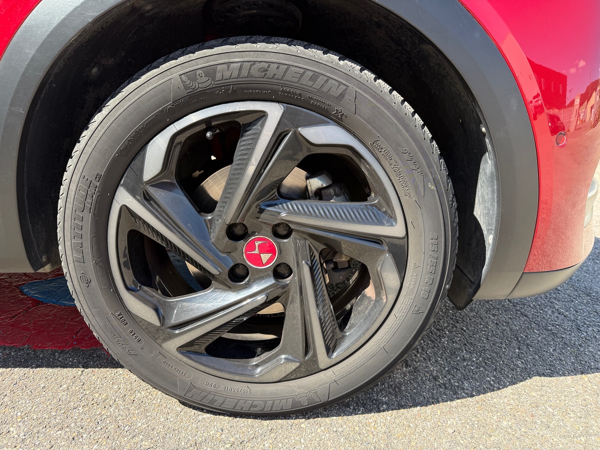 Citroën DS3 CROSSBACK 130 BLUEHDI EAT8 PERFORMANCE LINE, SUIVI COMPLET, CARPLAY