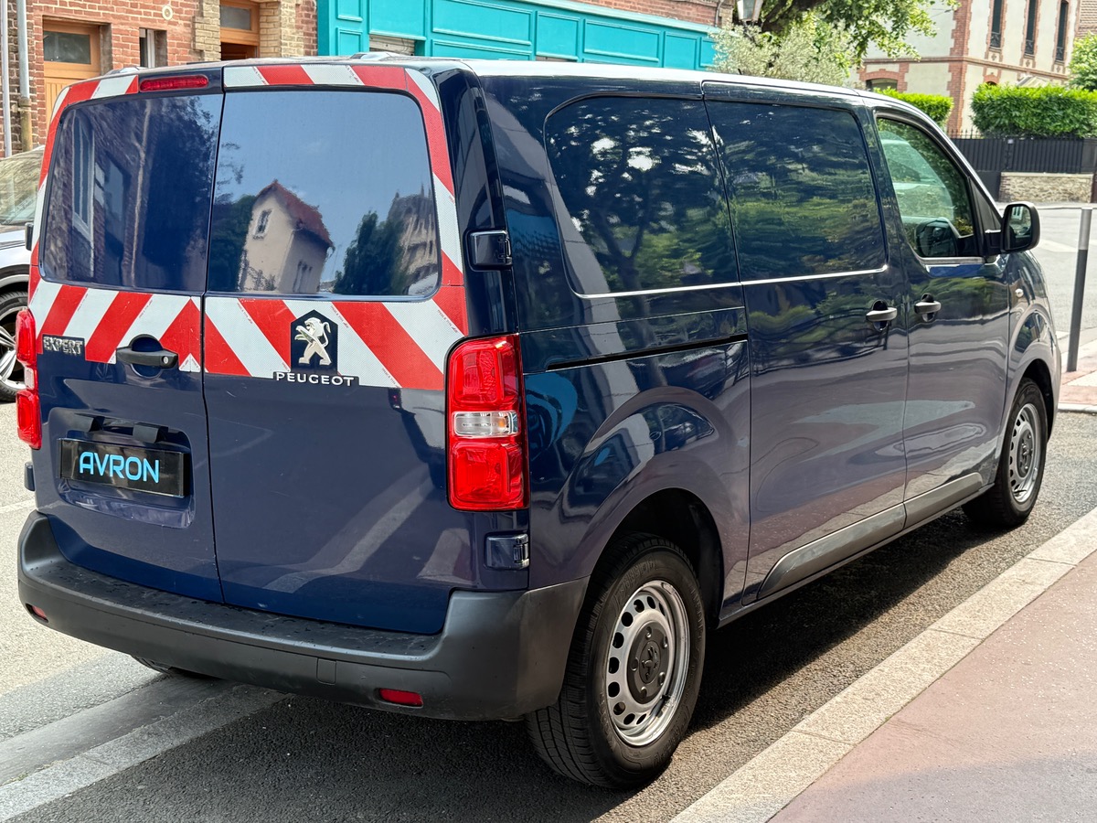 Peugeot Expert III 2.0 BLUEHDI 120 S&S STANDARD