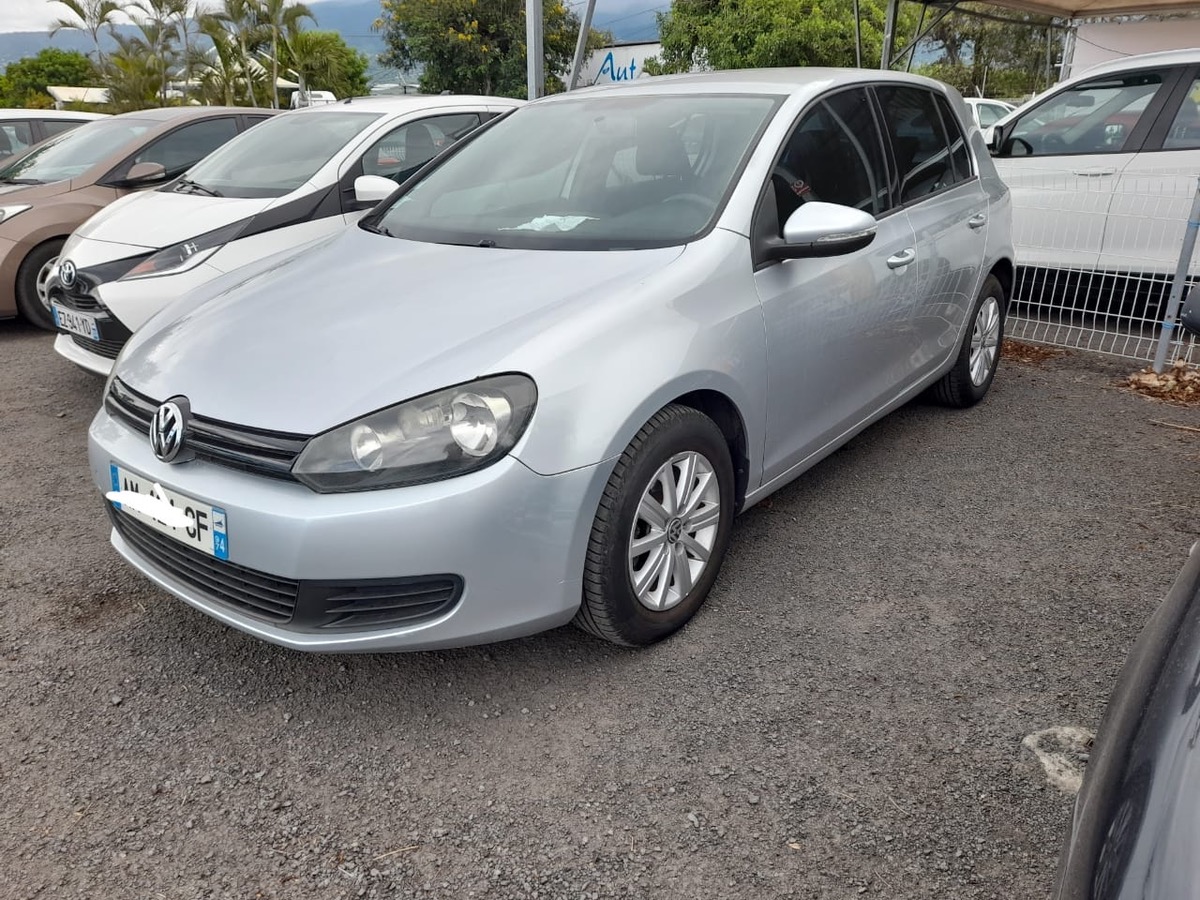 Volkswagen Golf 1.6 16v tdi cr fap bluemotion - 10