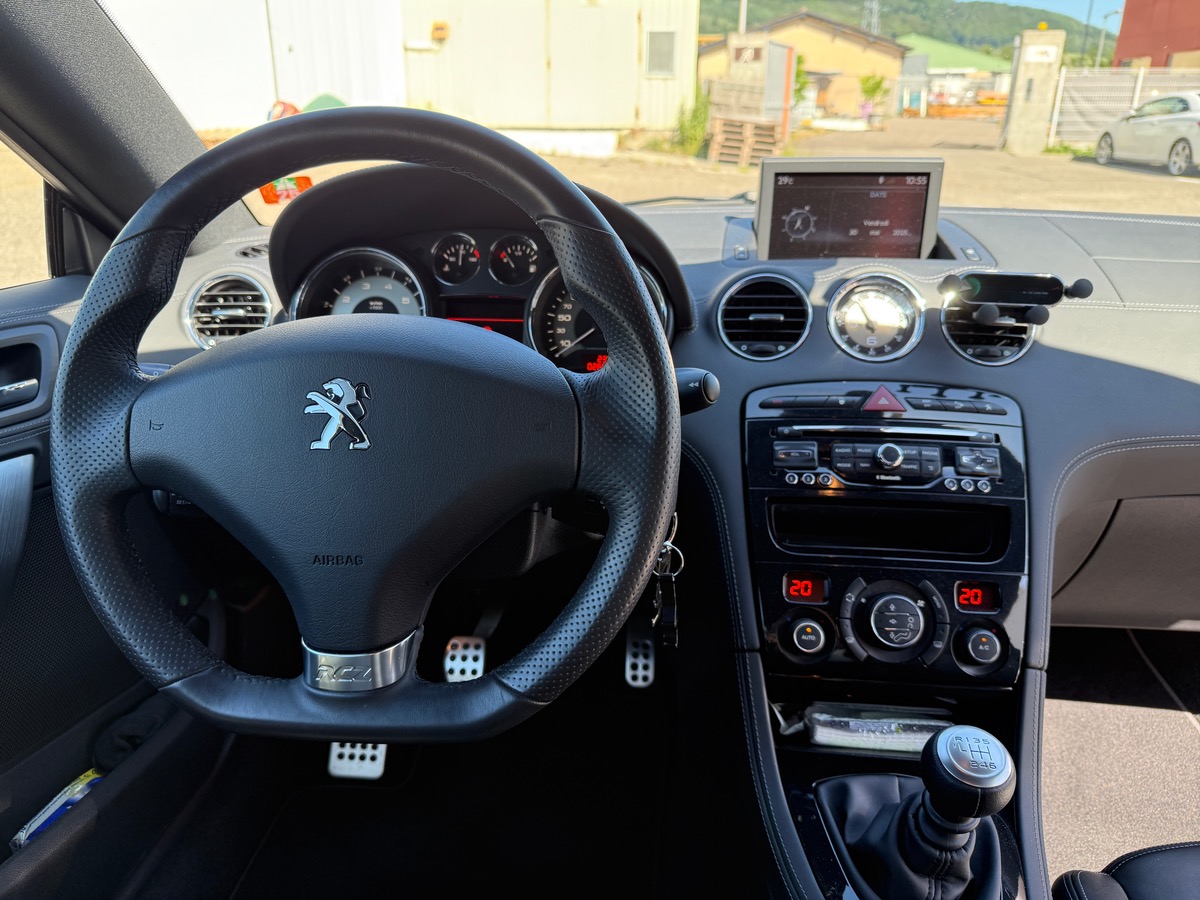 Peugeot RCZ 1.6 THP 156 cv, Suivi Complet
