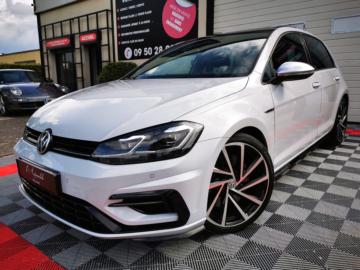 Volkswagen Golf 7 R 2.0 310 4MOTION TO/COCKPIT