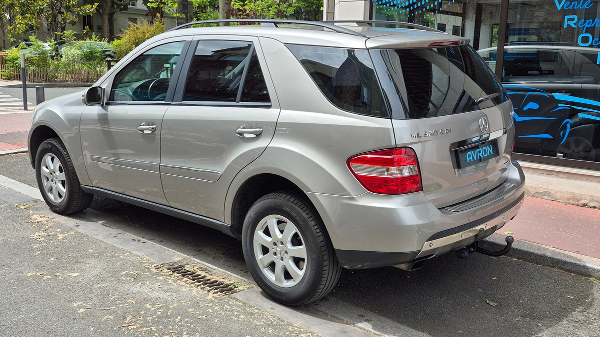 Mercedes-Benz Classe M II ML 320 CDI 7G-TRONIC