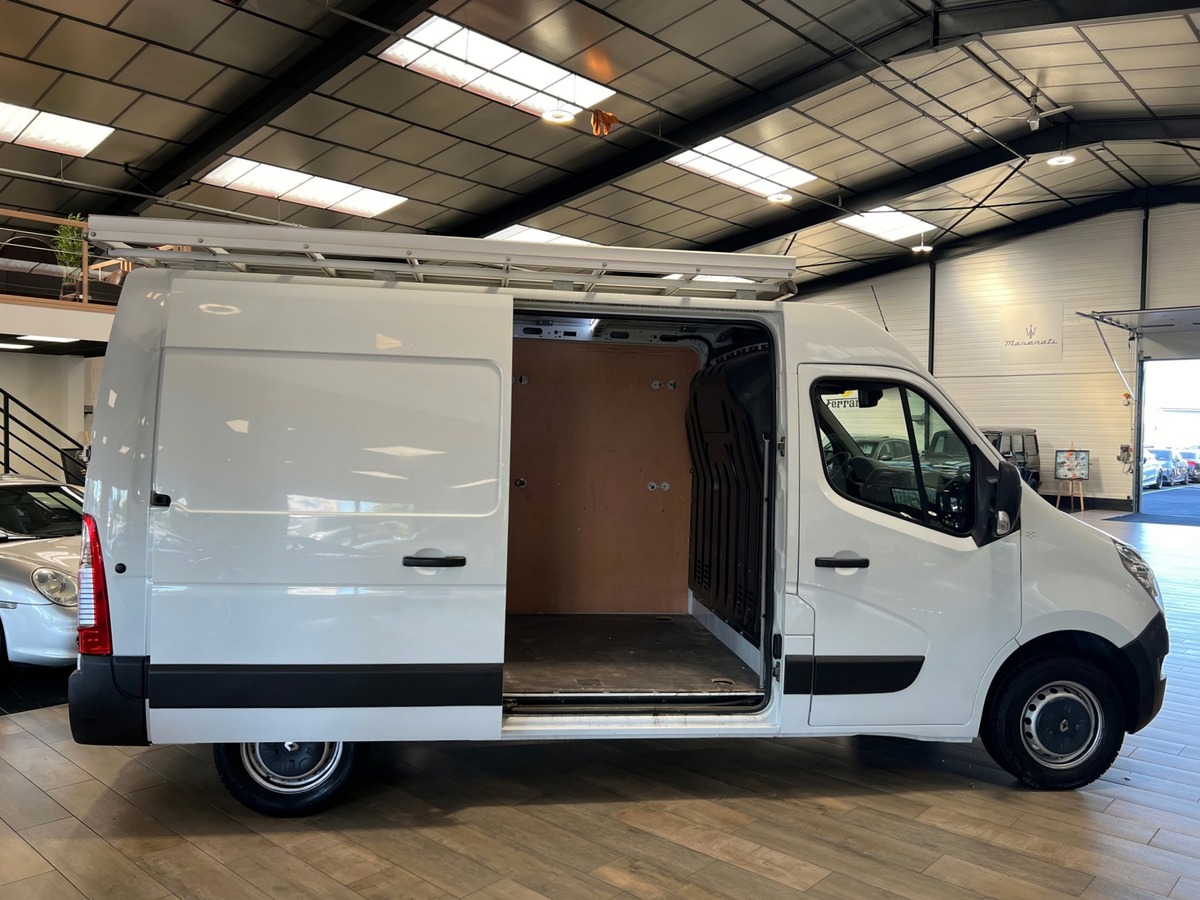 RENAULT Master FOURGON L2H2 DCI 135 GPS BT RADAR