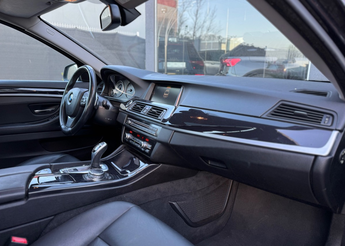 Bmw 530 (F10) 530DA 258 LOUNGE
