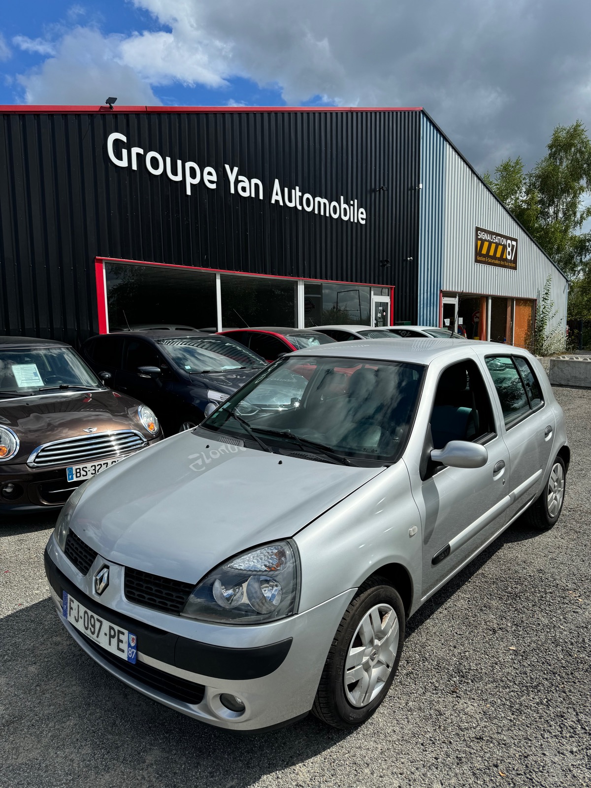 RENAULT Clio II 1,2 16V 75ch