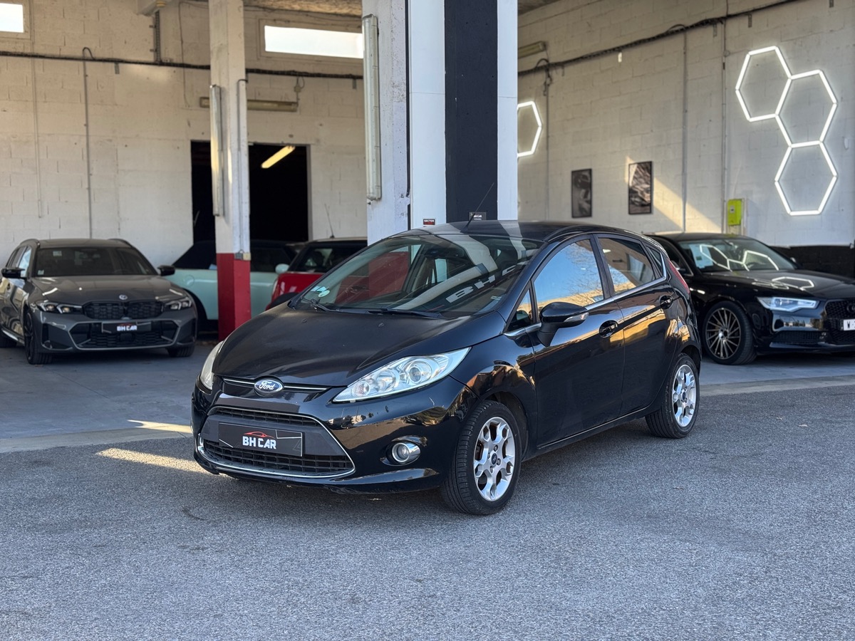 Image: Ford Fiesta VI 5 portes 1.4 TDCi 70cv