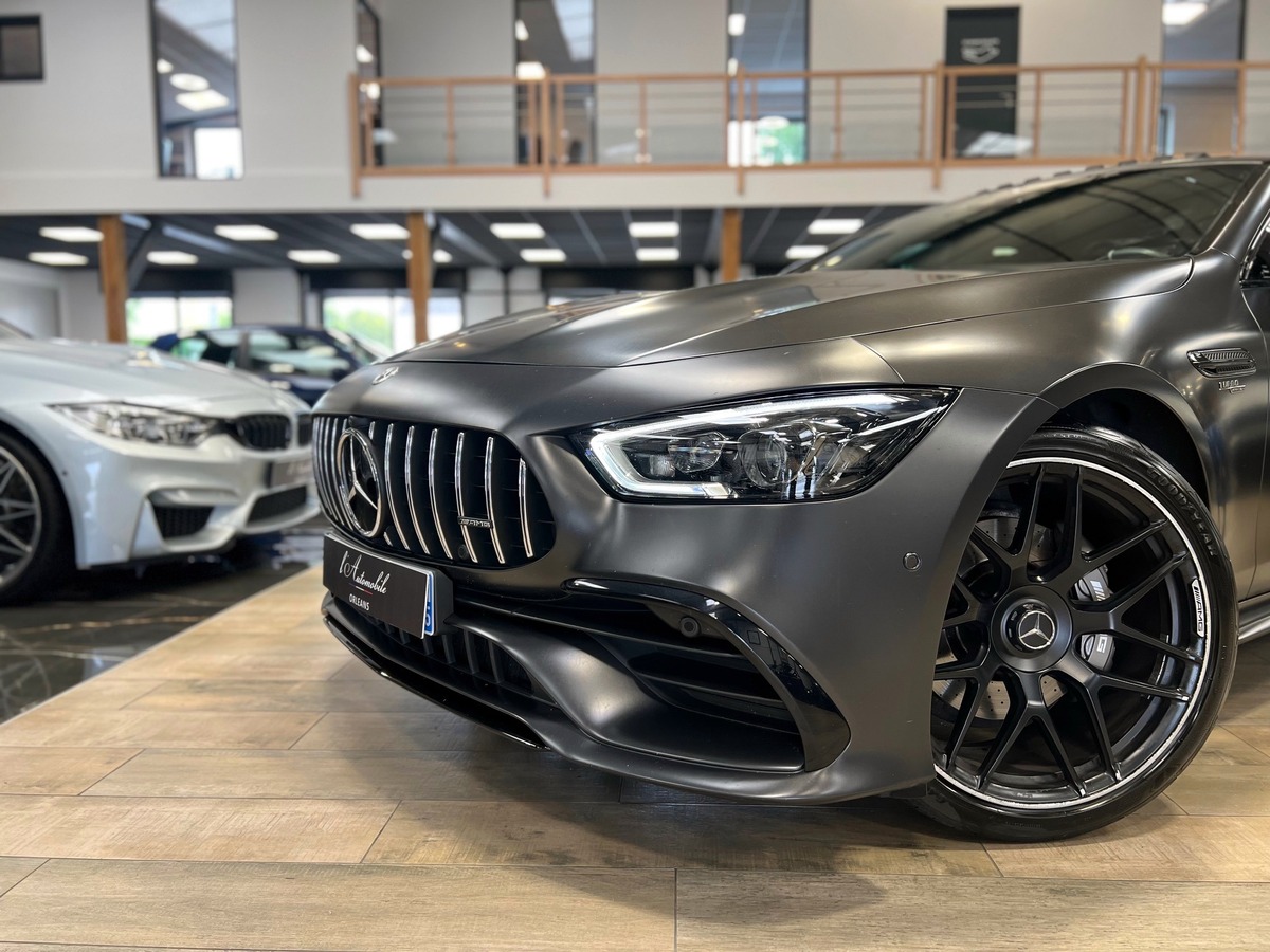 Mercedes-Benz AMG GT 53 TURBO 4MATIC+ 435 GRIS MAT BVA