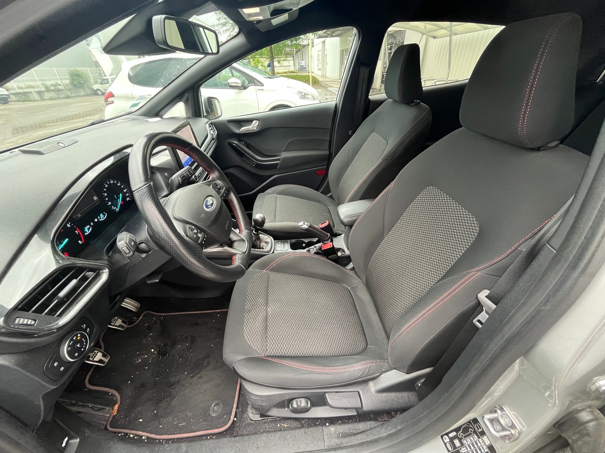 Ford Fiesta 1.0 ECOBOOST MHEV 125ch ST-LINE X, SUIVI FORD, CHARGEUR A INDUCTION, CARPLAY, REGULATEUR
