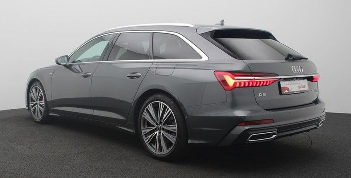 Audi A6 Avant V 55 TFSI e 367ch S Line quattro S tronic 7