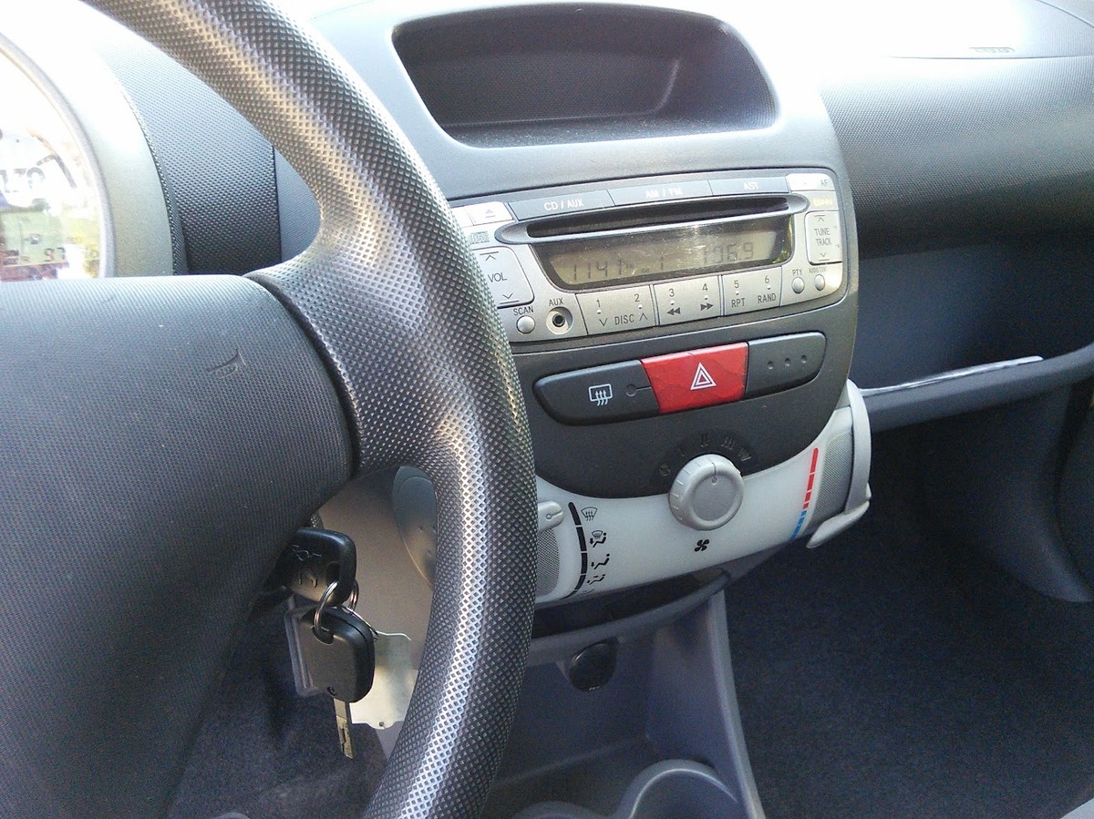 Peugeot 107 1.0 Urban 68 CV
