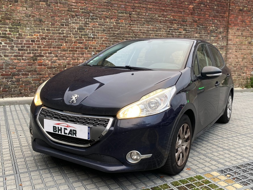 Image: Peugeot 208 1.2 PURETECH 82 S&S ACTIVE 5P