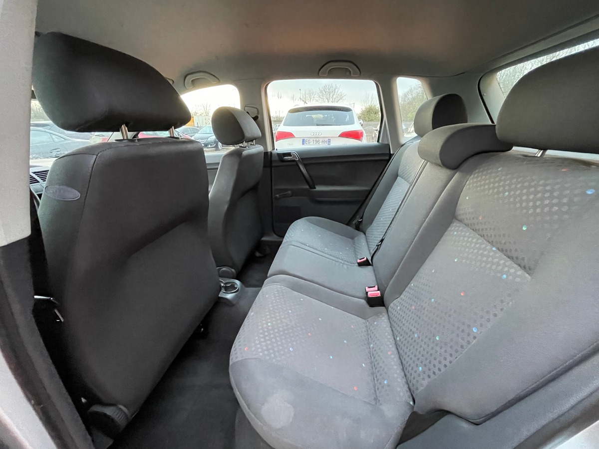 Volkswagen Polo IV 1.2 i 64 ch