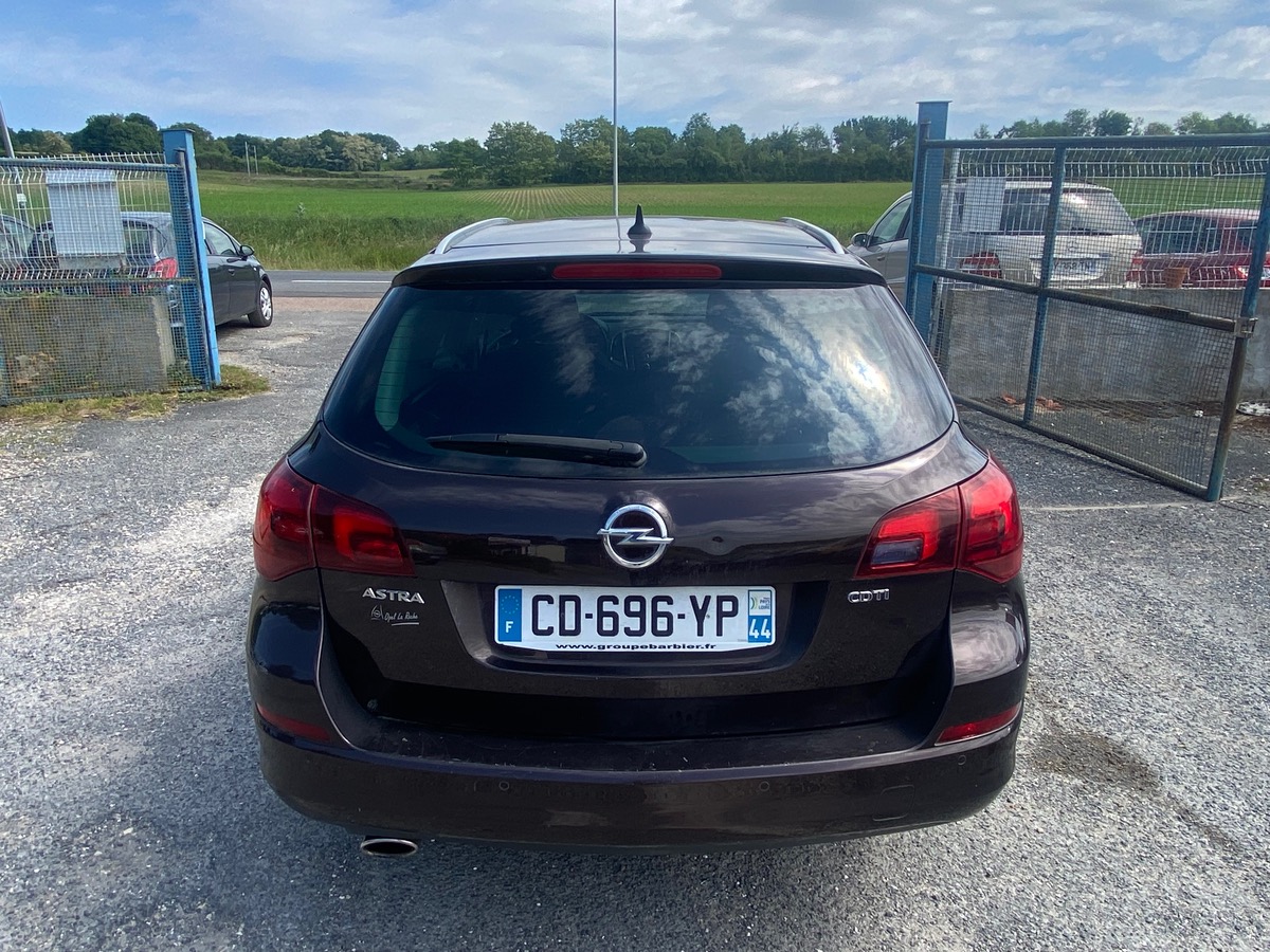 Opel Astra tourer 2.0 cdti 165cv