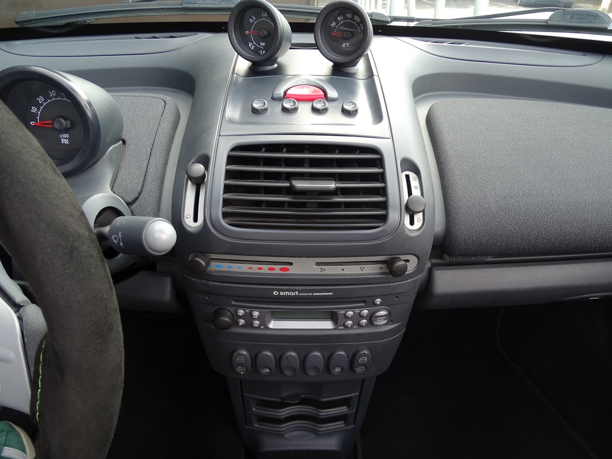 Smart Roadster Coupé BVA Restauration complète 2024 FF PRODESIGN