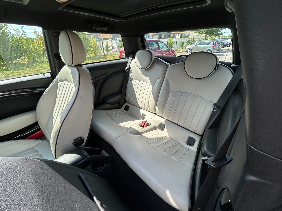 Mini Mini Cooper JCW 1.6 211