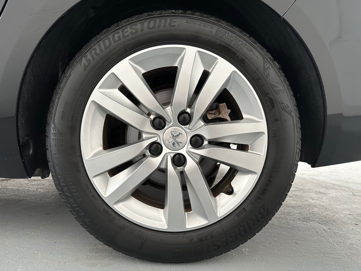 Peugeot 308 SW 1.5 BlueHDi 130cv ACTIVE BUSINESS - CarPlay / Caméra 360º