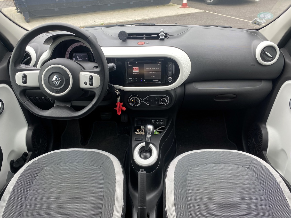 RENAULT Twingo III (2) ELECTRIQUE ZEN