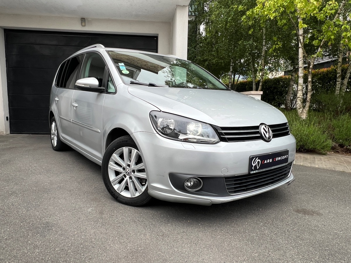 Volkswagen Touran Confortline 2.0 TDI 140 DSG6