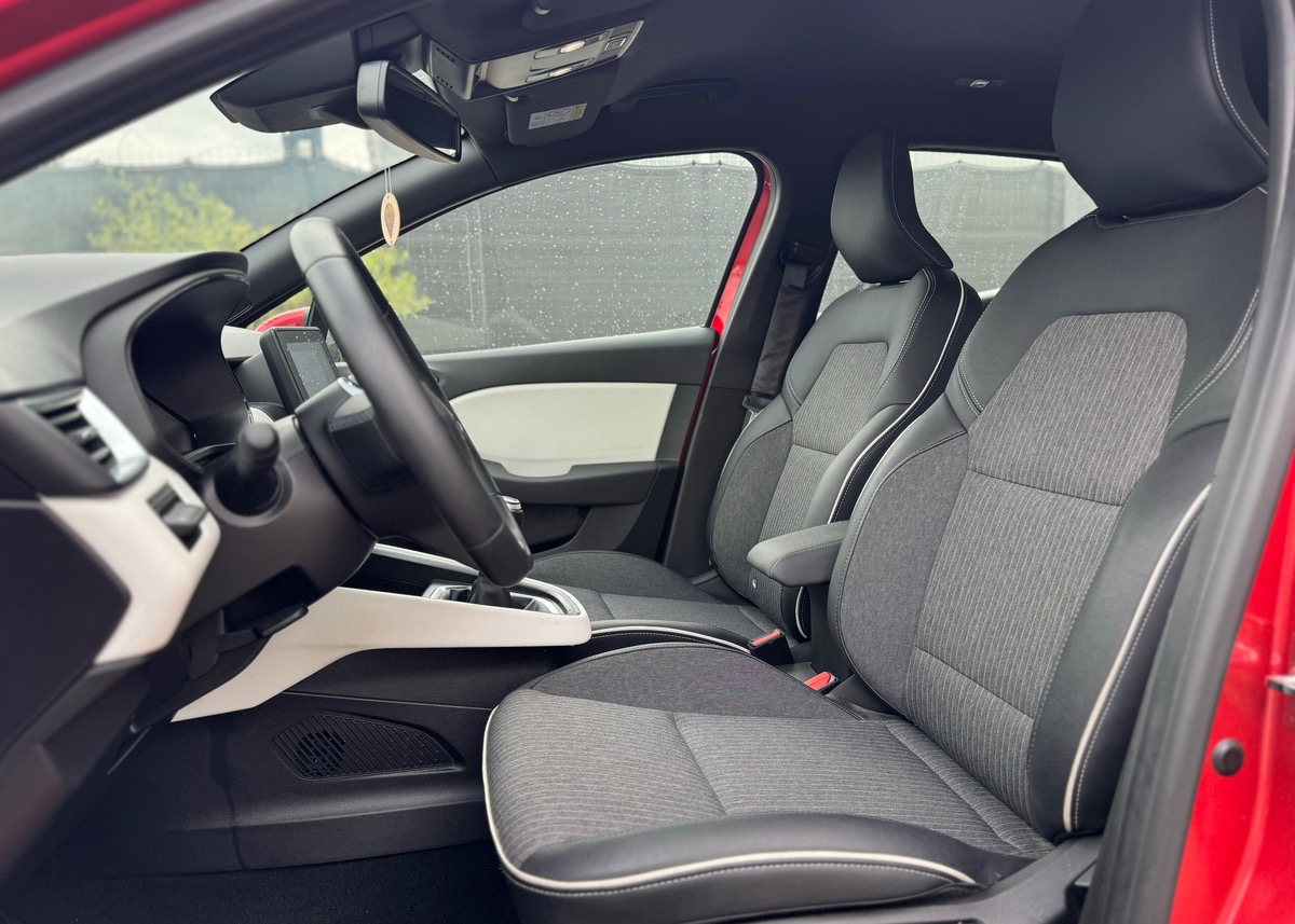 RENAULT Clio V 1.3 TCE 140 INTENS TCE 21