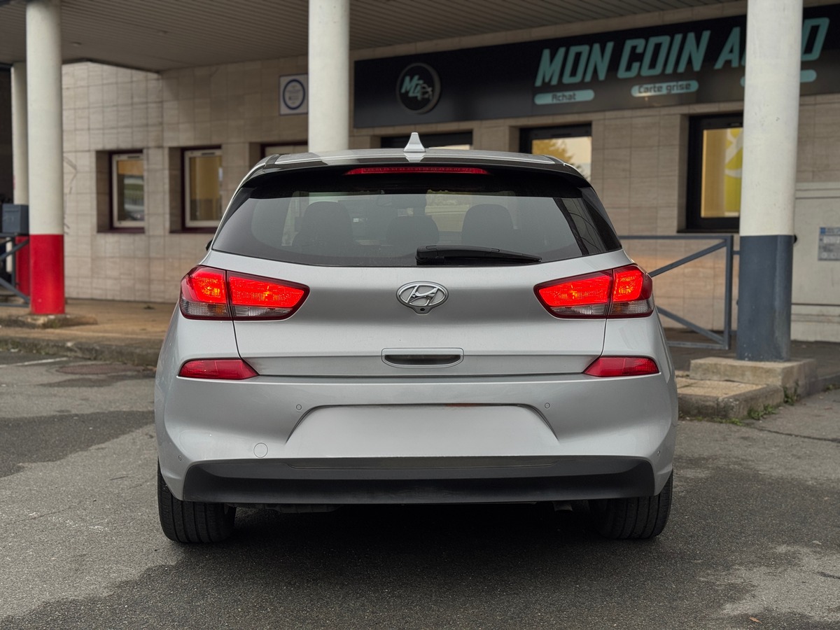 Hyundai i30 III Édition Navi 1.6 CRDi DCT7 110 cv