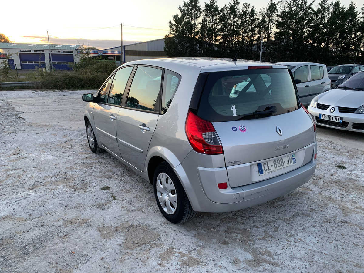 RENAULT Megane scenic 1.5 dci - 105CH 138777KM