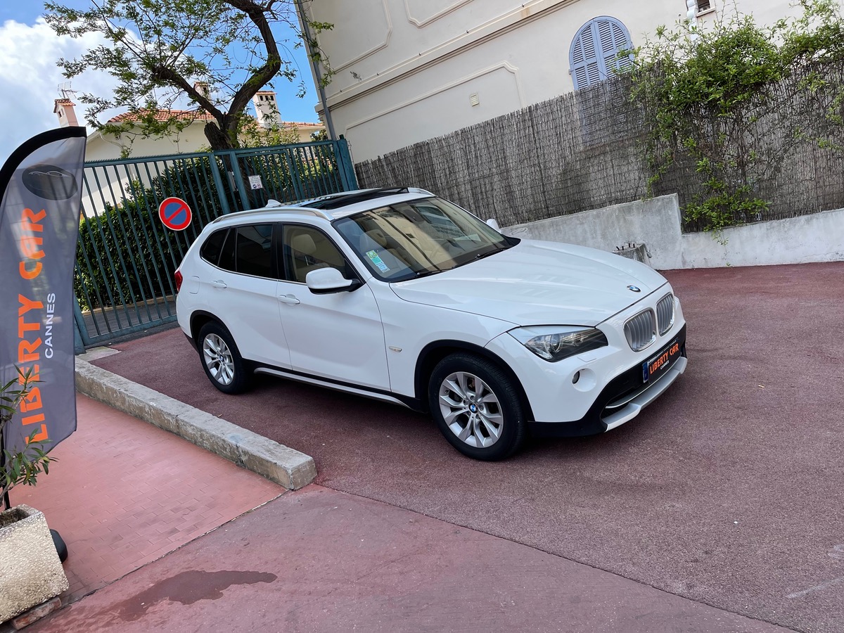 Bmw X1 xdrive 23d 204 CV LUXE  A / TOIT OUVRANT