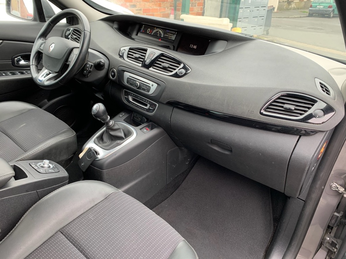 RENAULT Scenic 1.5 DCI 110 CV 1r main 4XCARTs