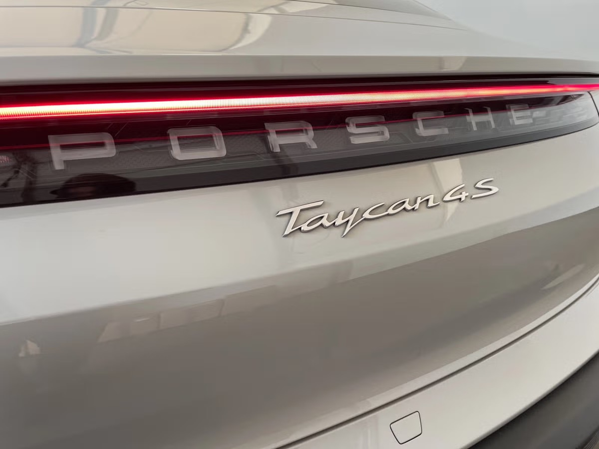 Porsche Taycan 4S 530CH Bose/Angle-mort/Matrix Led/Sièges chauffants/Eclairage d’ambiance