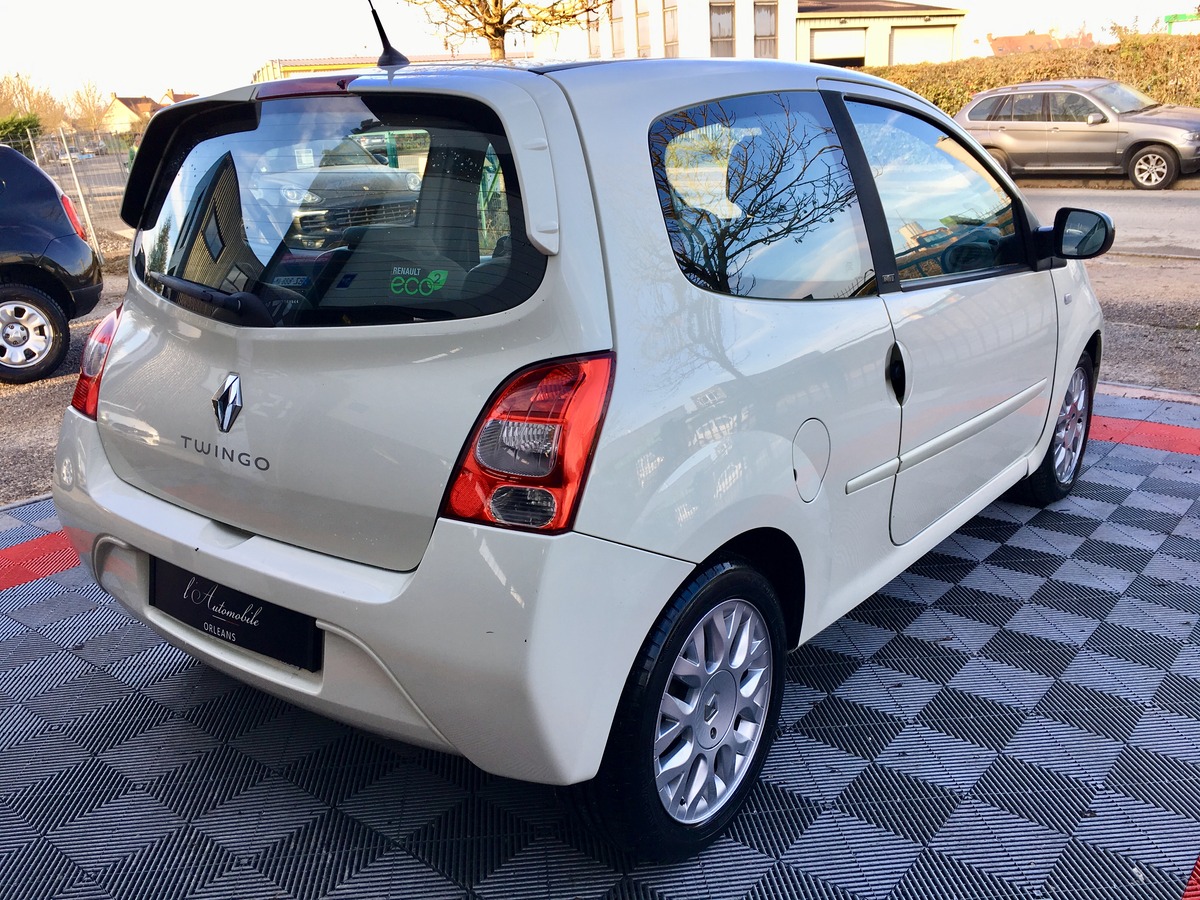 RENAULT Twingo 2 1.2 75 INITIALE CUIR/TEL/TO *