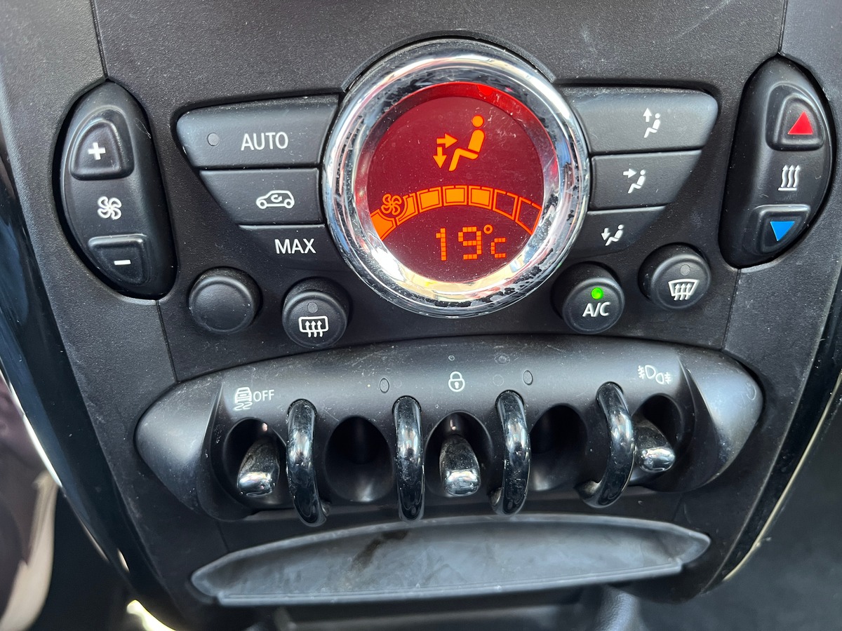 Mini Paceman SD ALL4 143ch PACK CHILI, TOIT OUVRANT, RADAR, REGULATEUR, GPS