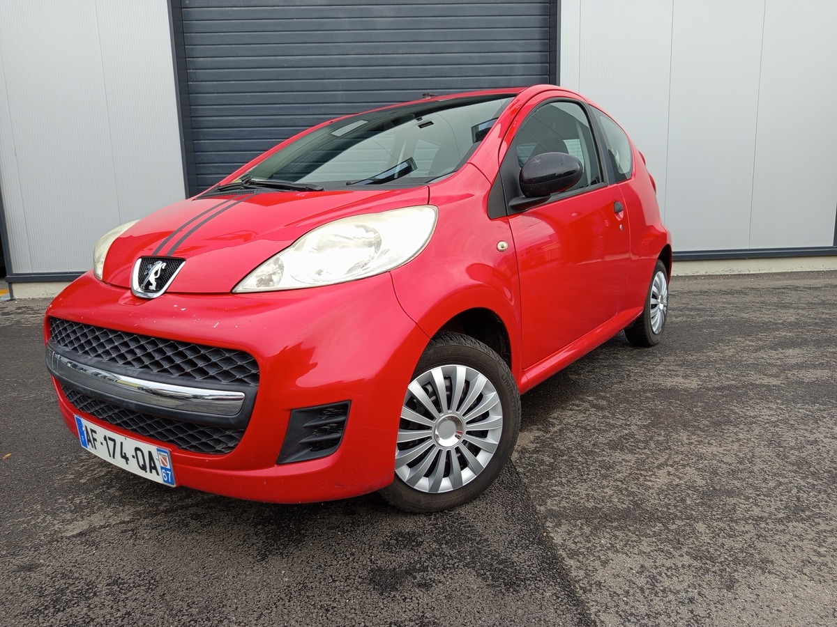 Peugeot 107 1.0i 70cv base