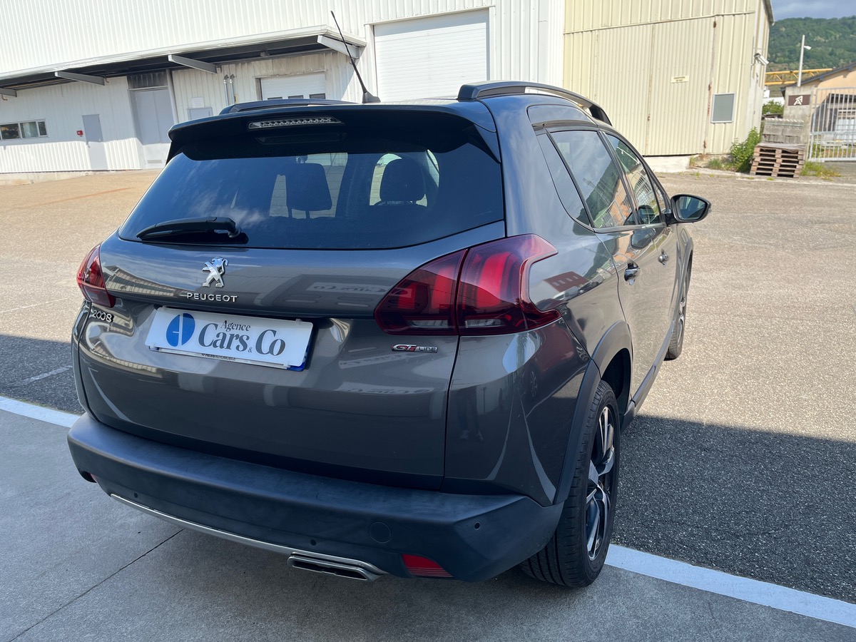 Peugeot 2008 1.5 BLUEHDI 120 S&S GT LINE EAT6 + SUIVI COMPLET + ATTELAGE