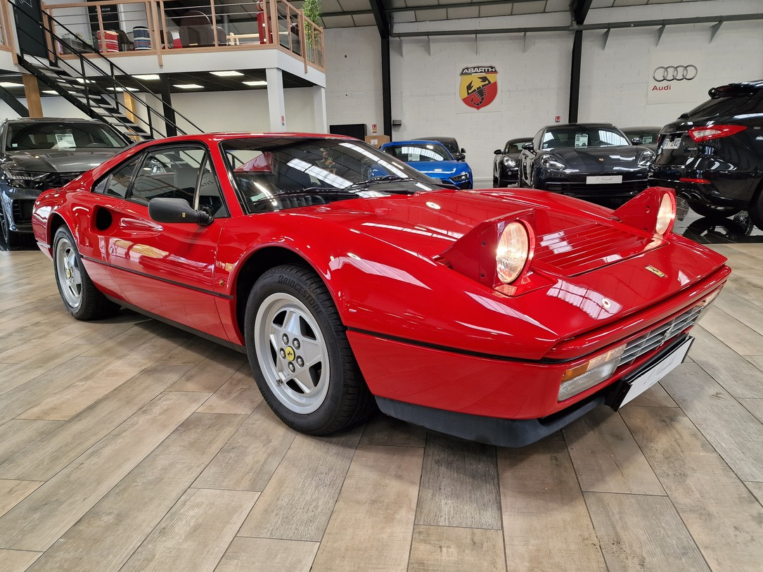 Ferrari 328 GTB 3.2 V8 270 DISTRIBUTION OK E