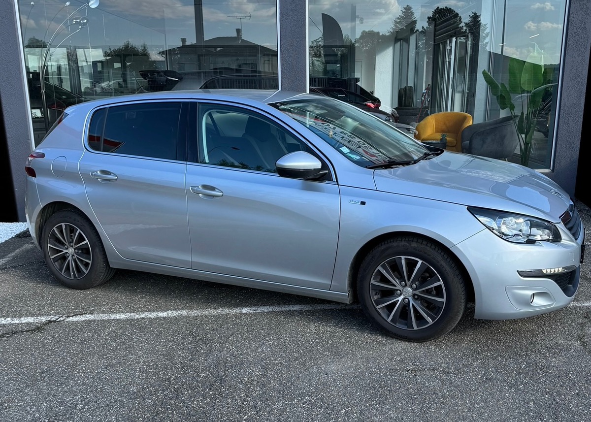 Peugeot 308 1.2 S&S 110 STYLE