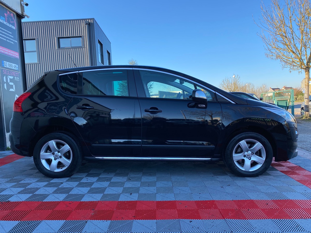 Peugeot 3008 1.6 hdi 112ch toit pano grip control